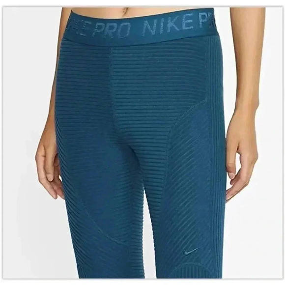 Women’s Nike PRO  Hyperwarm Velour Tights BV5562-347 Midnight Teal S - Picture 2 of 8